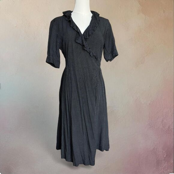 Uniqlo Wrap Dress Size Medium Black with White Polka Dots Retro Rockabilly - Picture 1 of 6